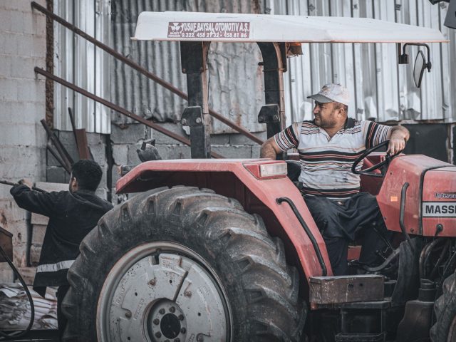 Agriculteurs : un nouveau seuil d’aide pour alléger vos factures d’engrais
