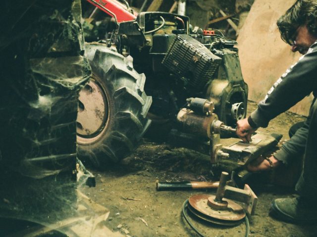 Aides aux agriculteurs disponibles dès fin octobre 2026, annonce Genevard